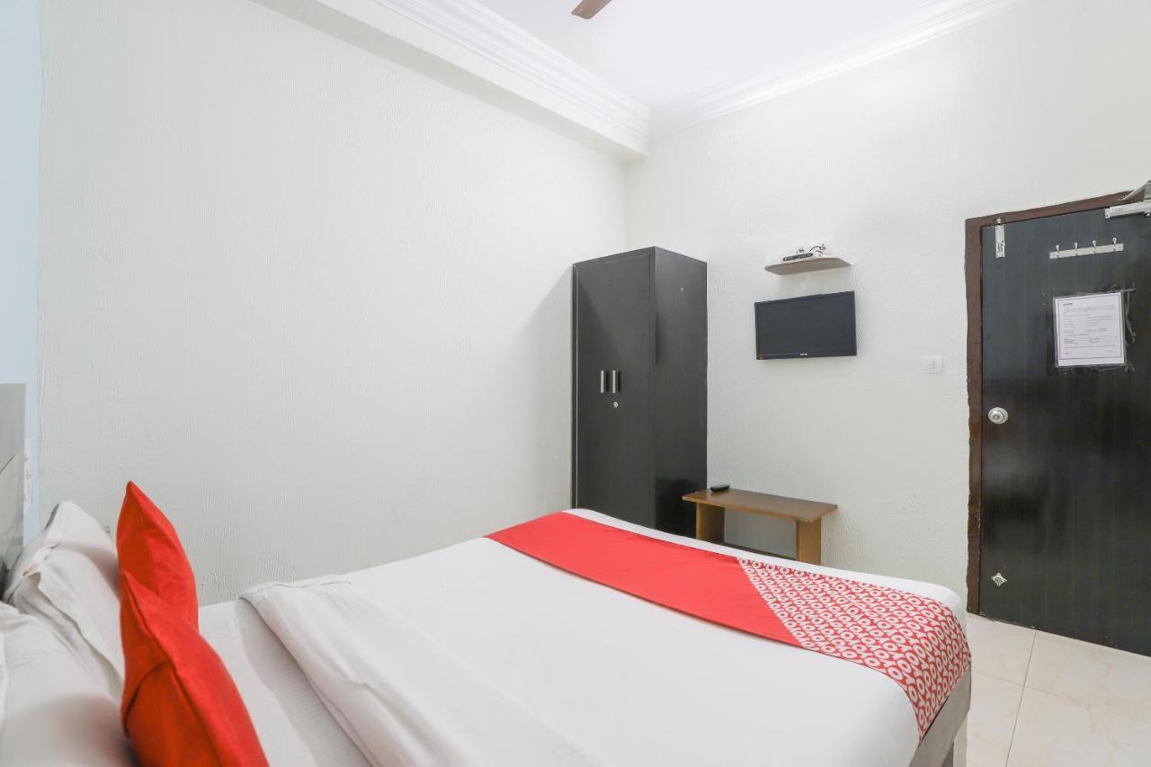Hotel Jasmine Ahmadabad Zewnętrze zdjęcie