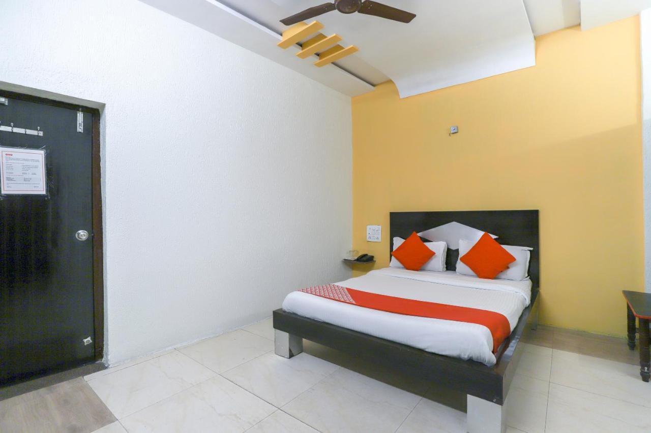 Hotel Jasmine Ahmadabad Zewnętrze zdjęcie