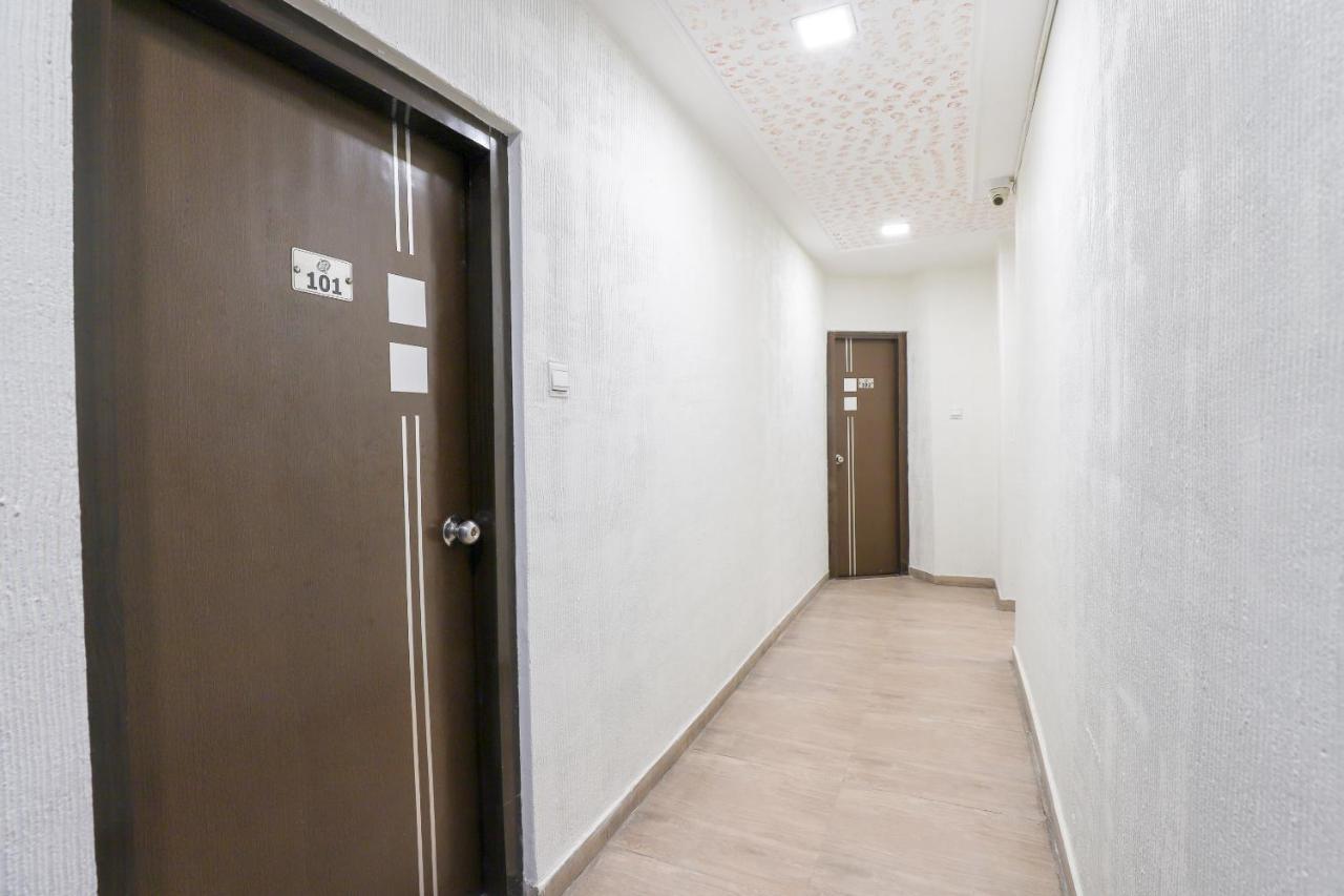 Hotel Jasmine Ahmadabad Zewnętrze zdjęcie