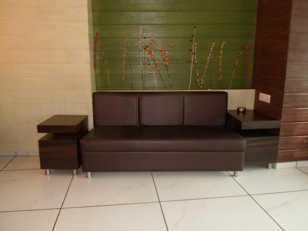 Hotel Jasmine Ahmadabad Zewnętrze zdjęcie