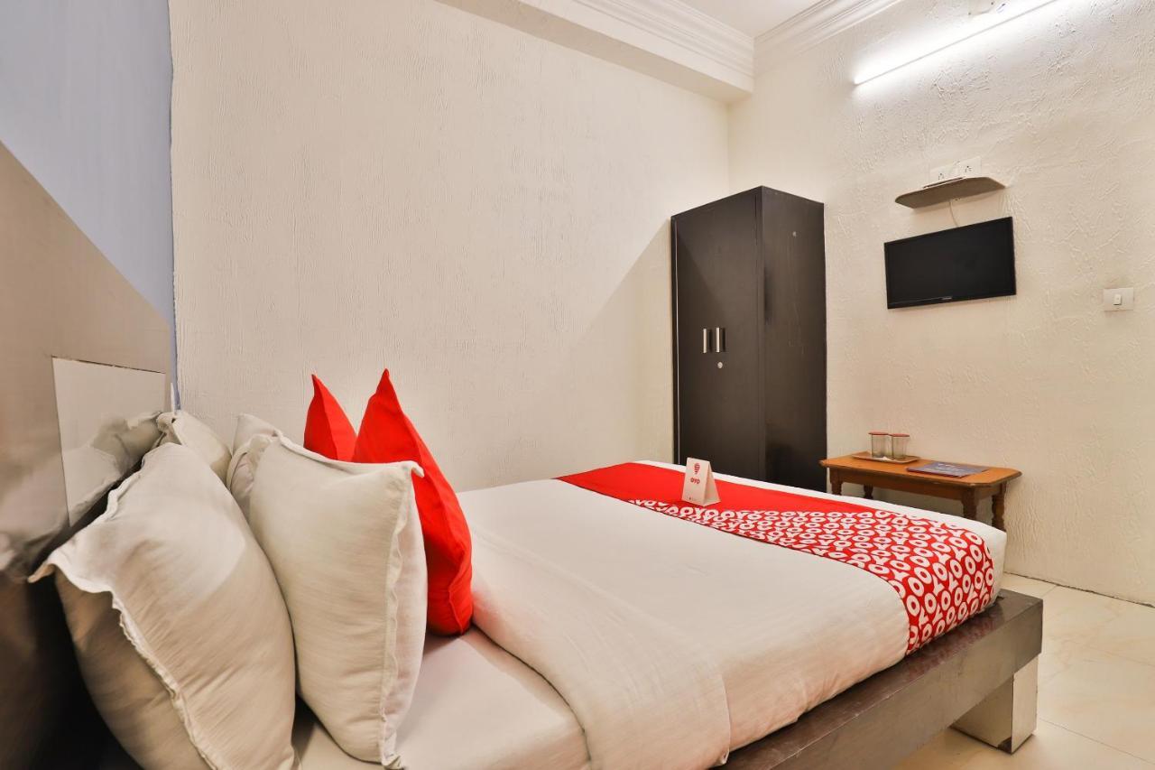 Hotel Jasmine Ahmadabad Zewnętrze zdjęcie