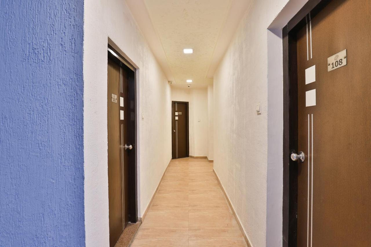 Hotel Jasmine Ahmadabad Zewnętrze zdjęcie