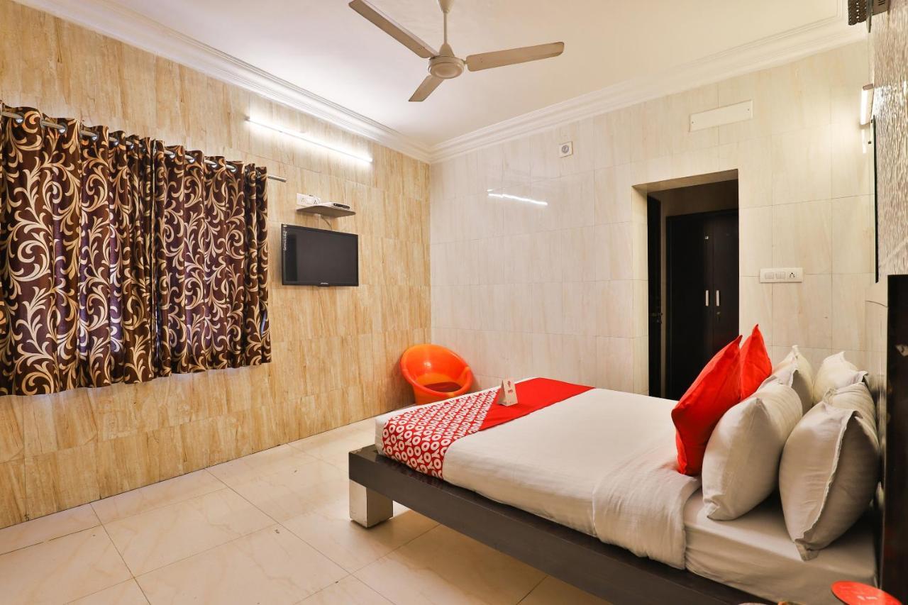 Hotel Jasmine Ahmadabad Zewnętrze zdjęcie